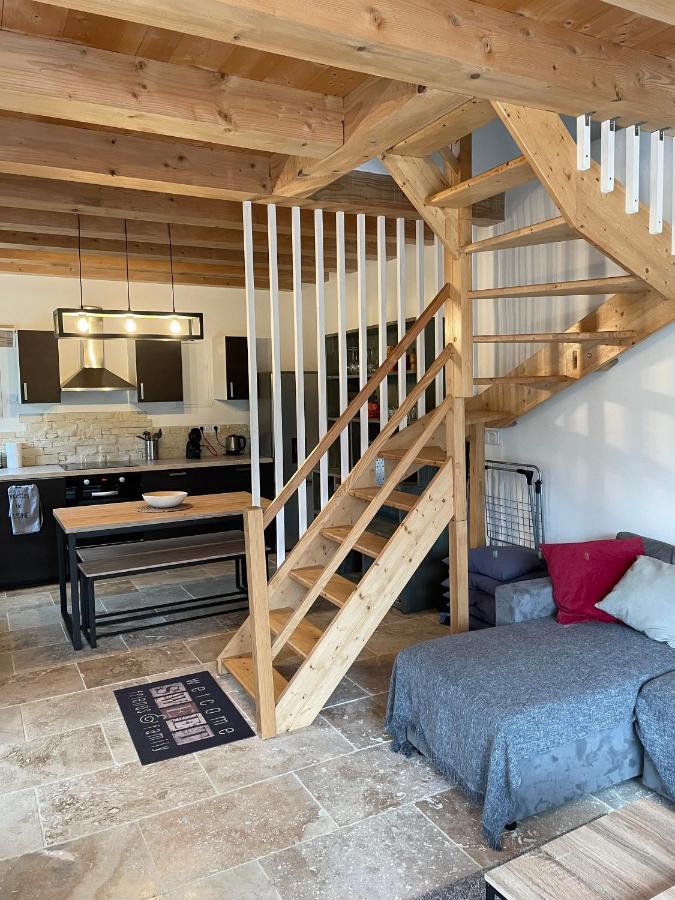 Gite De Charme En Provence Villa Монто Екстериор снимка